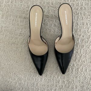 Burberry kitten heel